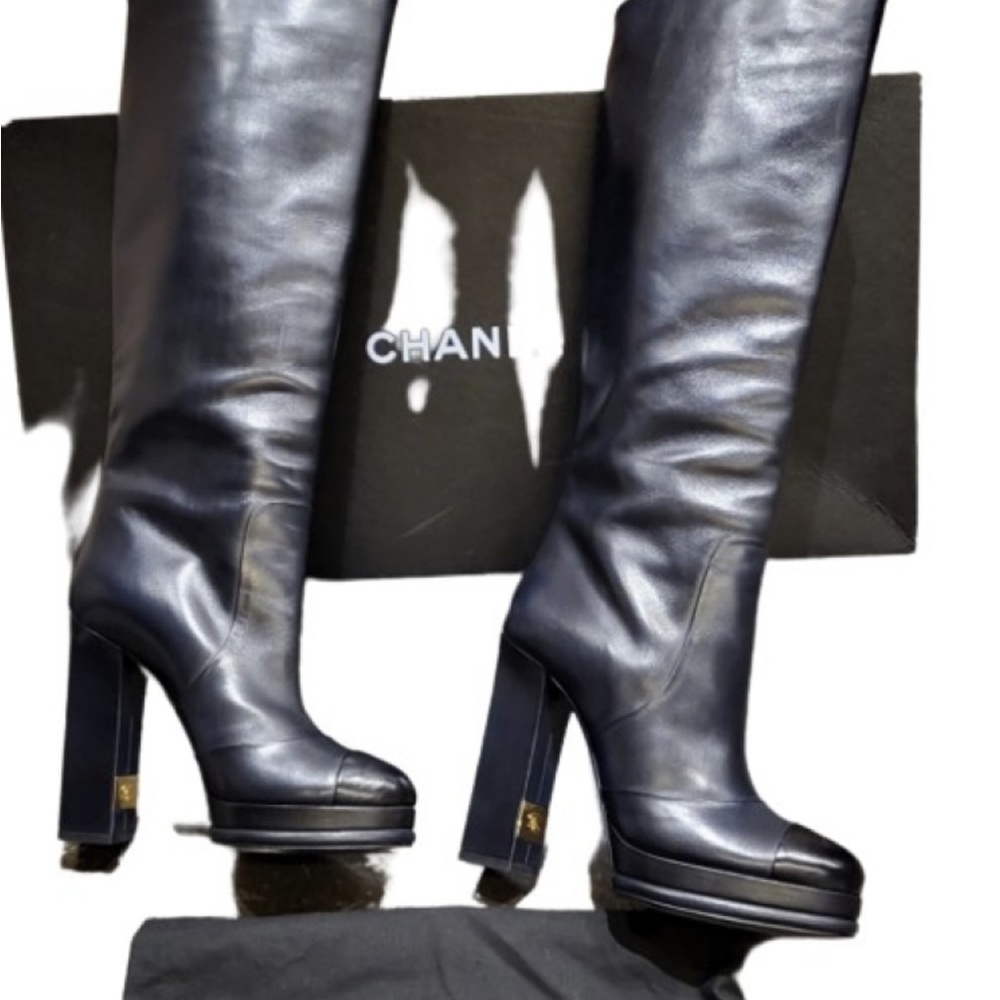 Chanel black boots size 38 - Picture 6 of 7